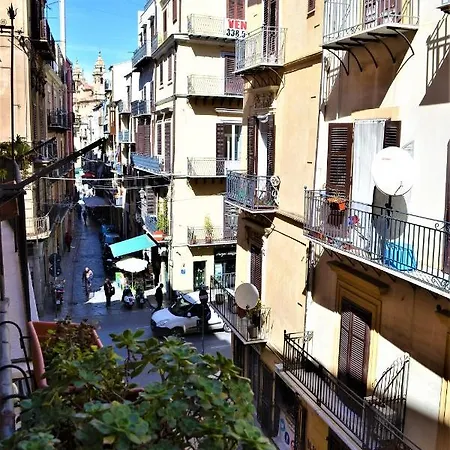 אכסניה Via Zara