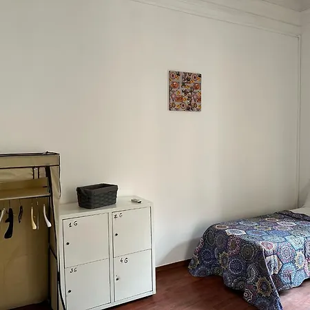Via Zara Ostello Palermo