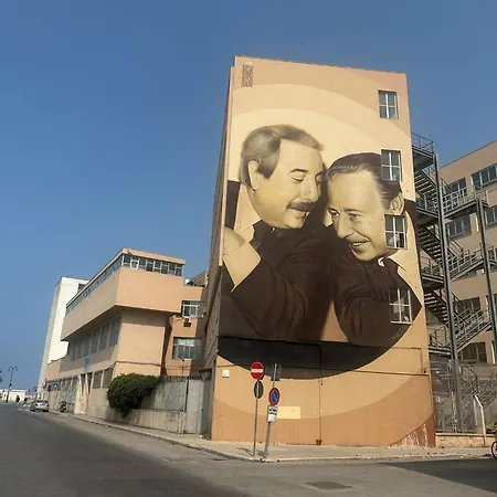 Via Zara Ostello *