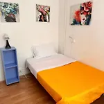 Via Zara Hostal Palermo